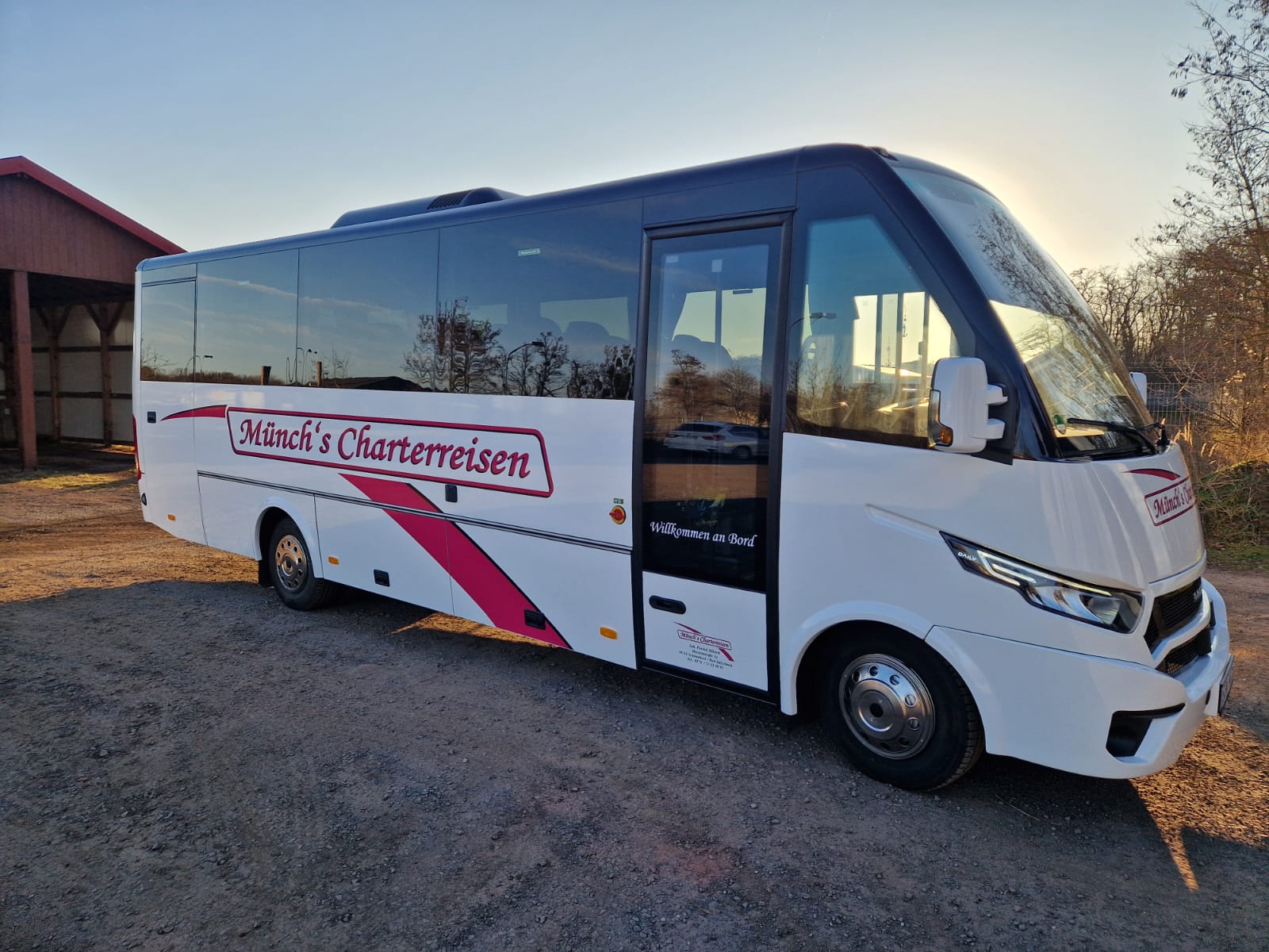 28-er Klein-Reisebus